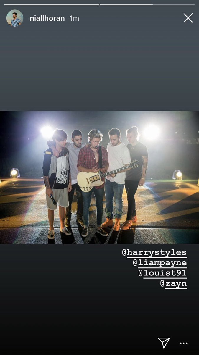 hazloupaynnialz's tweet photo. OH NIALLL STOP IT!!! YOURE MAKING US CRYYYYYYY #OneDirection2020 #OneDirectionisloved #NiallHoran https://t.co/t2AC8jRsmu