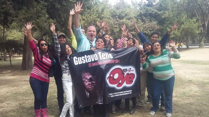 Gusshers's tweet photo. #UnFanDeCorazon está pendiente aunque muchas veces no pueda estar presente 💞💞💞 @OyeGustavoTello https://t.co/cSKIgJvUBG