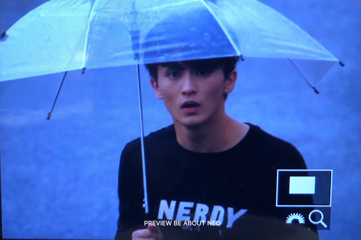 ไม่รู้ตั้งแต่เมื่อไหร่ที่ผมไม่คาดหวังเรื่องใดๆนอกจากหวังให้ฝนตกลงมาเพื่อที่ผมจะได้ยินเสียงเค้าอีกครั้ง