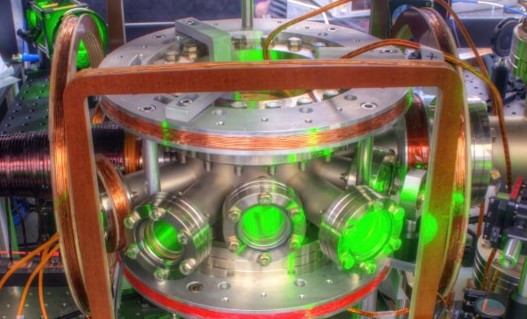 We have an opening for a postdoctoral researcher on our Cs-Yb experiment to study beyond mean-field quantum droplets. Closing date for applications is 20 August 2020. durham.taleo.net/careersection/…