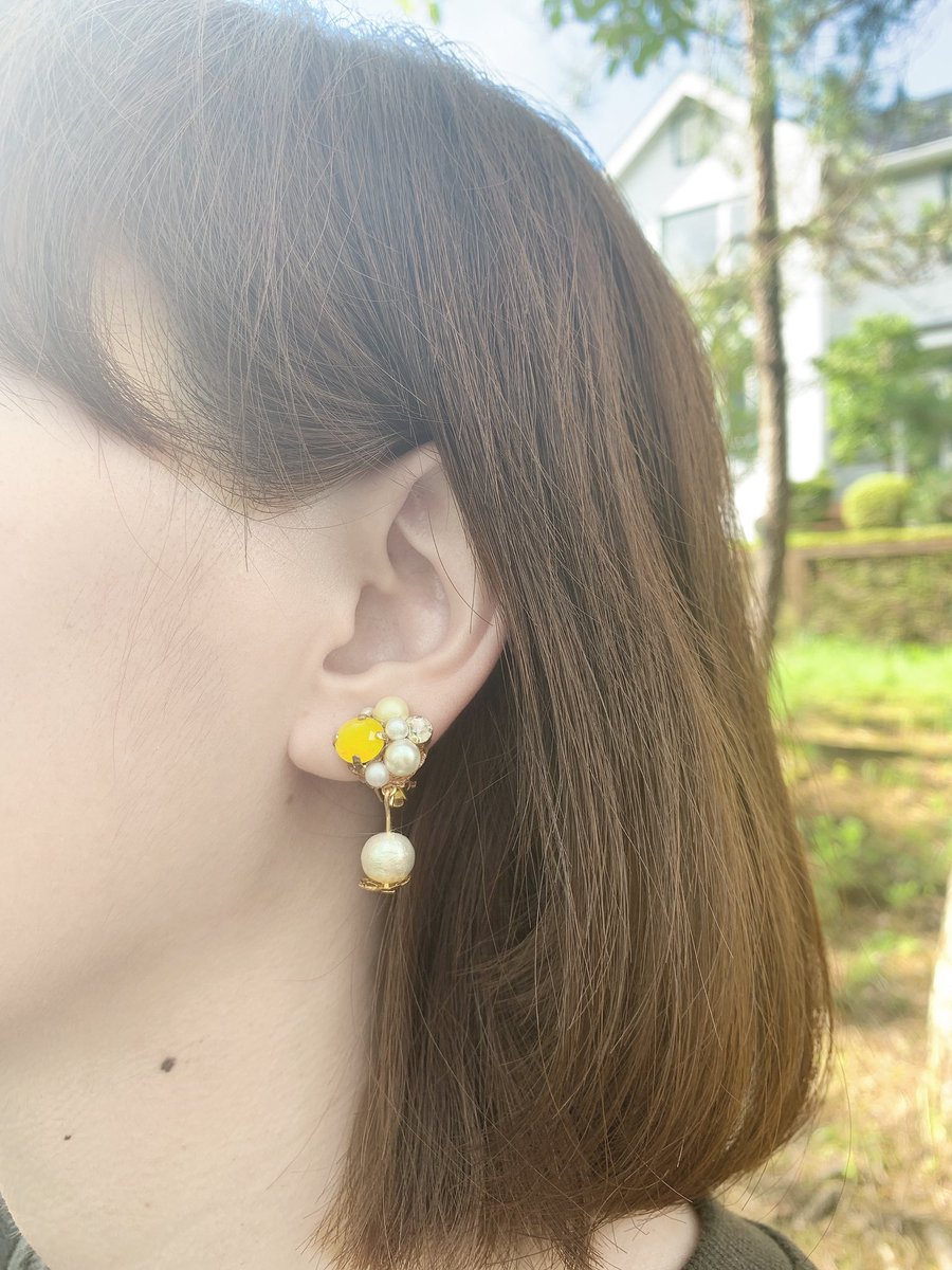SPARK_handmade's tweet photo. 誕生石12coler 輝くビジューピアス
スワロフスキーを使用しているのでキラキラと綺麗に輝きます💎

刺繍のバレッタとセットにもなっているのでぜひチェックしてみて下さい💓

minne https://t.co/Pr1Nnt26SU

#ハンドメイドアクセサリー #ハンドメイド作家 #スワロフスキー #SPARKハンドメイド https://t.co/3ScrcDvUae