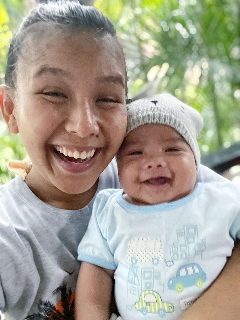 KylieObillo's tweet photo. Happy baby means super duper happy mommy! Haha 
#mytwins 
Si Uno muna. Hindi ko pa macapture ang ngiti ni Dos sa mga selfie namin. Hihi #KyrieMyLove ❤️🥰 https://t.co/5XsSen9zPq