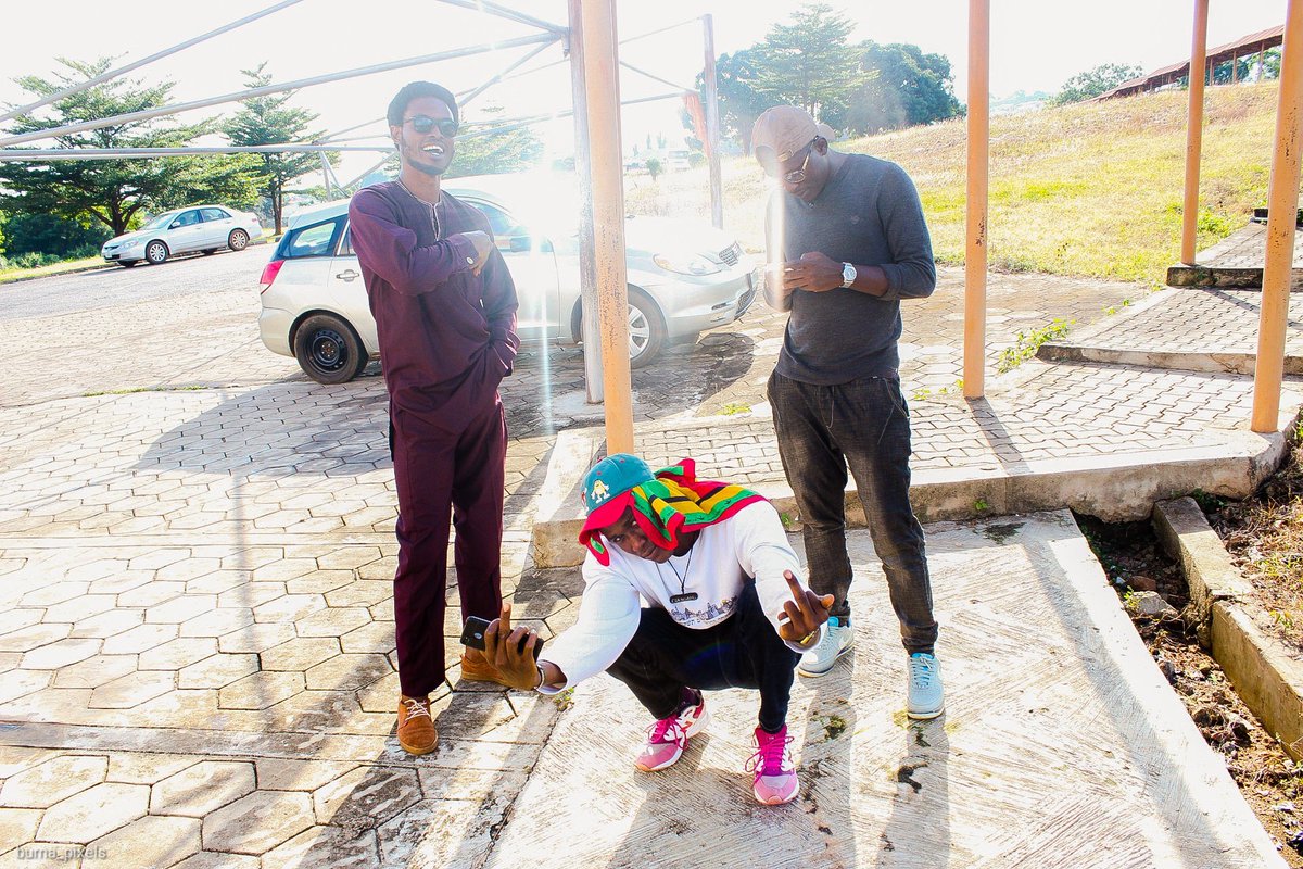 coldgangNIG's tweet photo. #ThrowbackThursday
@Oloye_Coldman x @Damie_Irie x @ajajuappenation
We love you guys ๐ฏ๐โ๐พ
Listen, download & share.
Oloye Coldman - To My Mum (Duduke cover)
https://t.co/4WyW780rlh
#034TheEP
@AkureHowFar @OfficialCGPent https://t.co/ieZdwqJaoV