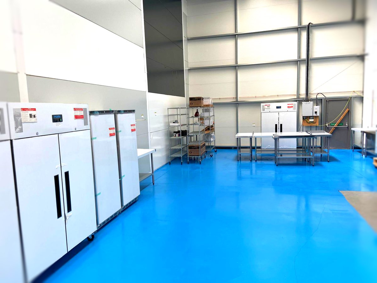 sheffs2020's tweet photo. Our new unit in Cardiff is starting to take shape. πIt's nice to see some colour in there ... still lots more to do.
#newunit #cardiff #sheffs #production #fudge #shortbread #biscuits #paint #food #lunch #localbusiness #businessgrowth #business #confectioner #artisan https://t.co/ykfdhizi1U