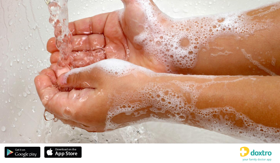 doxtroapp's tweet photo. Did you know about the Paucisymptomatic spread of COVID-19? It means that the person who is infected shows very mild symptoms that it gets ignored. Do what we need to do. Maintain safe distance and wash your hands regularly!
https://t.co/FRN8Ibef1L
 
#doxtro #Paucisymptomatic https://t.co/GWURkfcSPP