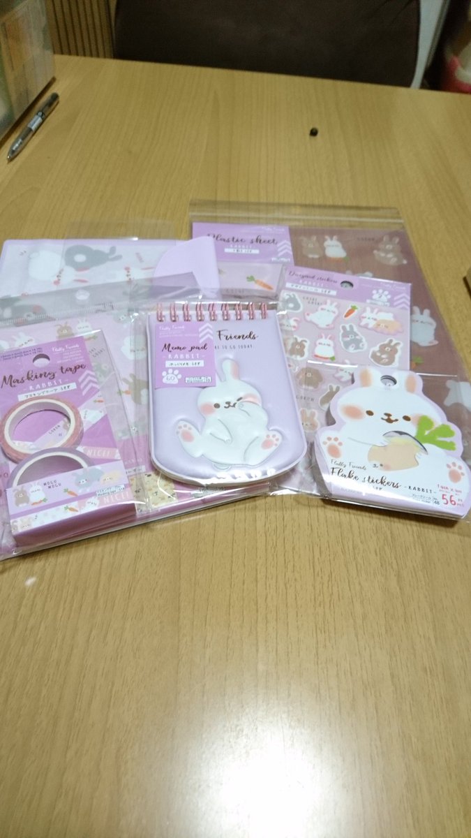 100均はうさぎ好きに優しいね(*´ω｀*)