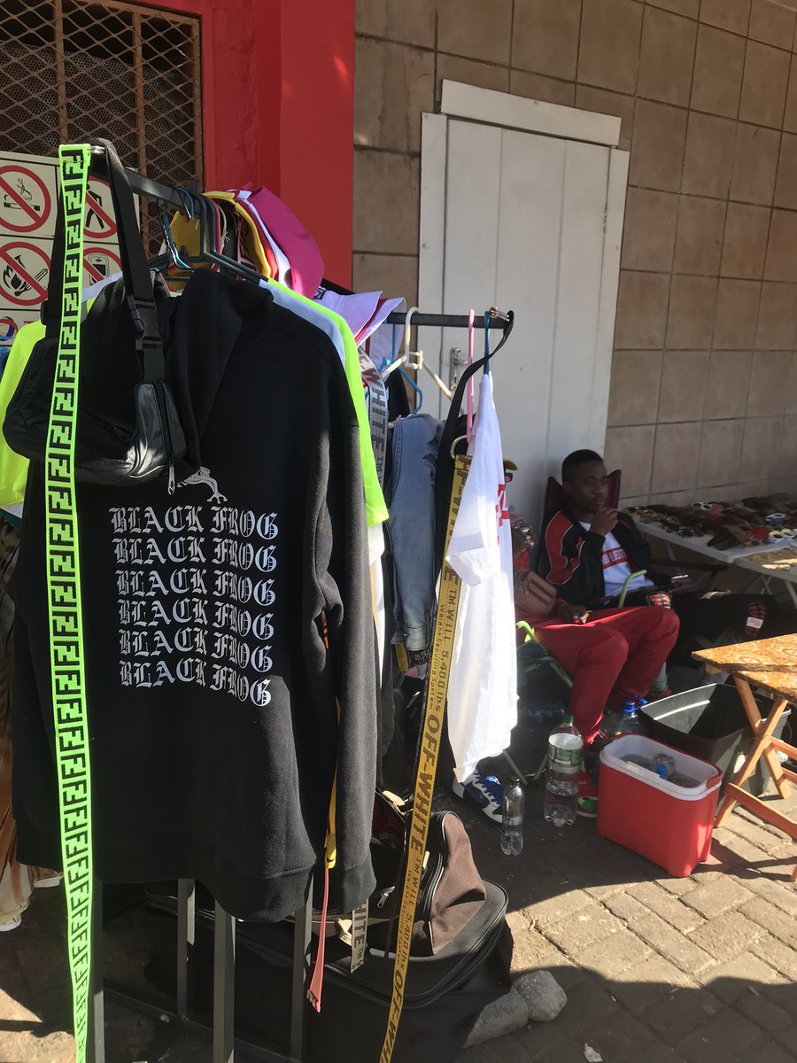 BenzKarabo1's tweet photo. WE SELLING HOODIES AVAILABLE IN WHITE,BLACK &amp; GREY FOR ONLY R300. Free deliveries on selected areas  #localbusiness #Local https://t.co/Y3LXVSvmXm