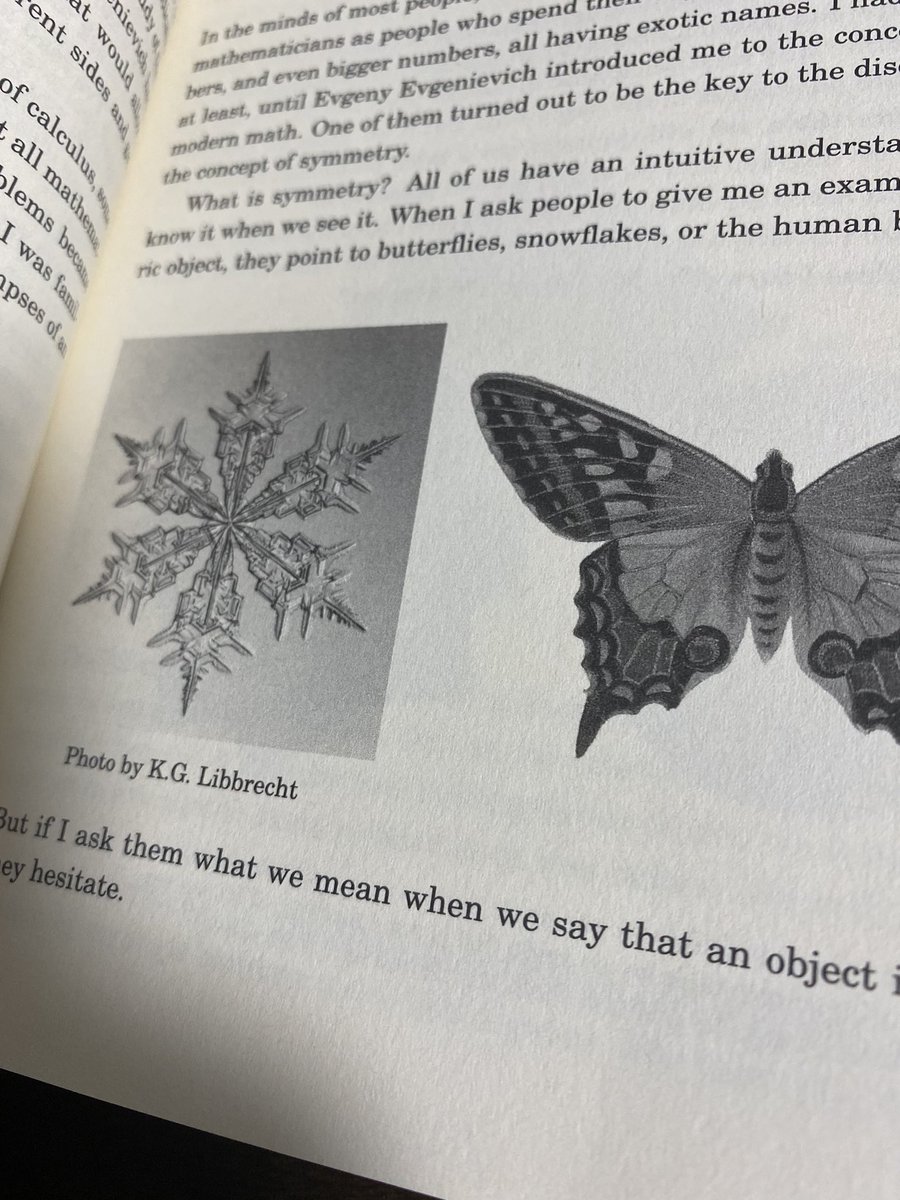 全人類にお勧めしたい本です。左が洋書で右が翻訳されたものです