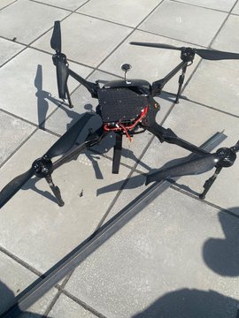 Usage des drones EdnZPRRX0AEsuHx?format=jpg&name=360x360