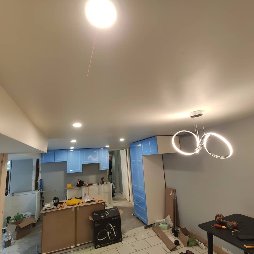 EElectricalCa's tweet photo. Little basement reno. Potlights and new kitchen. https://t.co/4RbBsEJbM0 https://t.co/S7Sm1Zfzvh