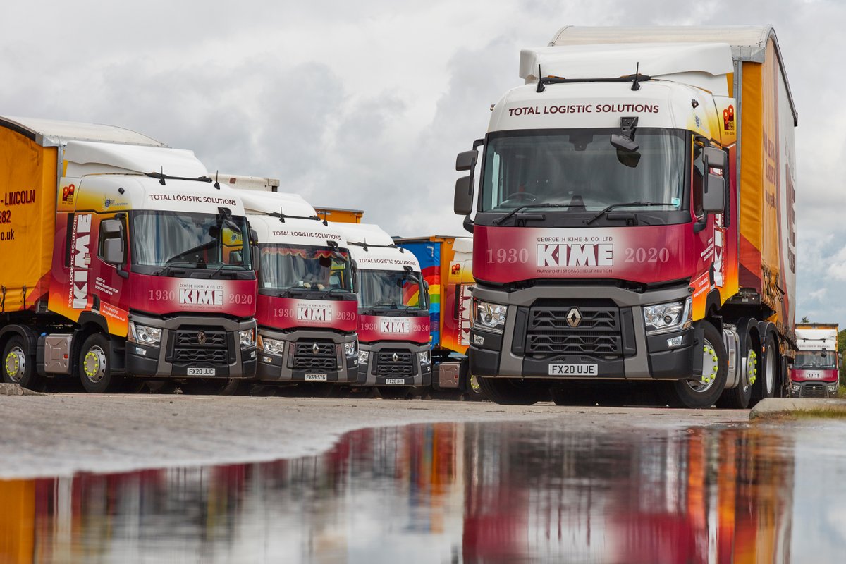 RenaultTrucksUK's tweet photo. Fuel efficiency drives @GHK1930's decision to add 19 new T480s. ♦️

“All that matters to us is fuel economy and the Range T is renowned for being good on fuel. The trucks are running over 1500 miles and we are getting over 11mpg. We’ve never come across figures like this, ever!” https://t.co/0V15a7WiVP