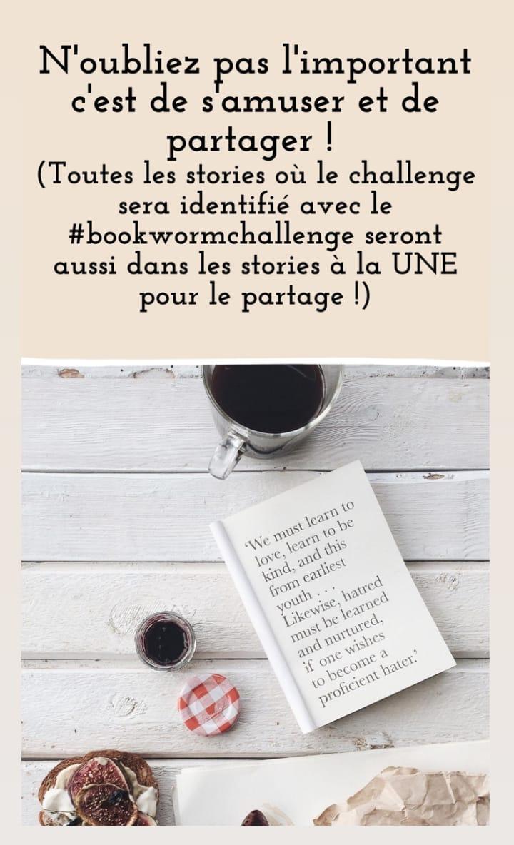 TroianYt's tweet photo. J'espère en voir certains d'ici migrer vers mon compte insta et participer cet été à ce mois de lecture 😊❤️ #book #booktubeuse #bookstagram #blogdecritique #blogueuse #bloglittéraire #blogculturel #livre #read #reader https://t.co/k5Og5wRSxq