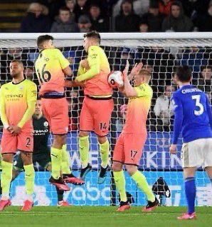 UTDMurphy's tweet photo. But Pogba is unprofessional right ? https://t.co/ohokD7Eb3S