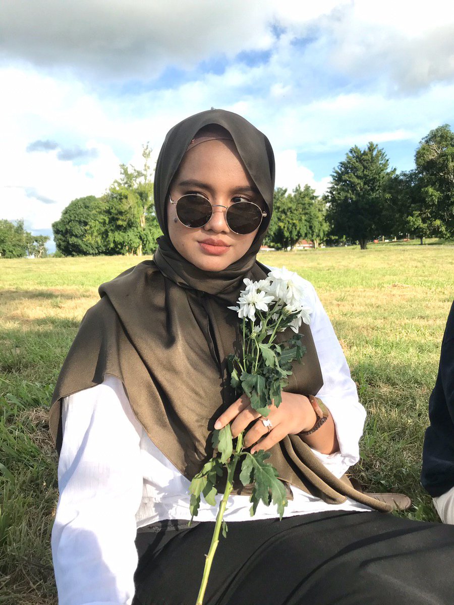 98_nbr's tweet photo. Simpan sini la kenangan tu https://t.co/q02BotiNcY