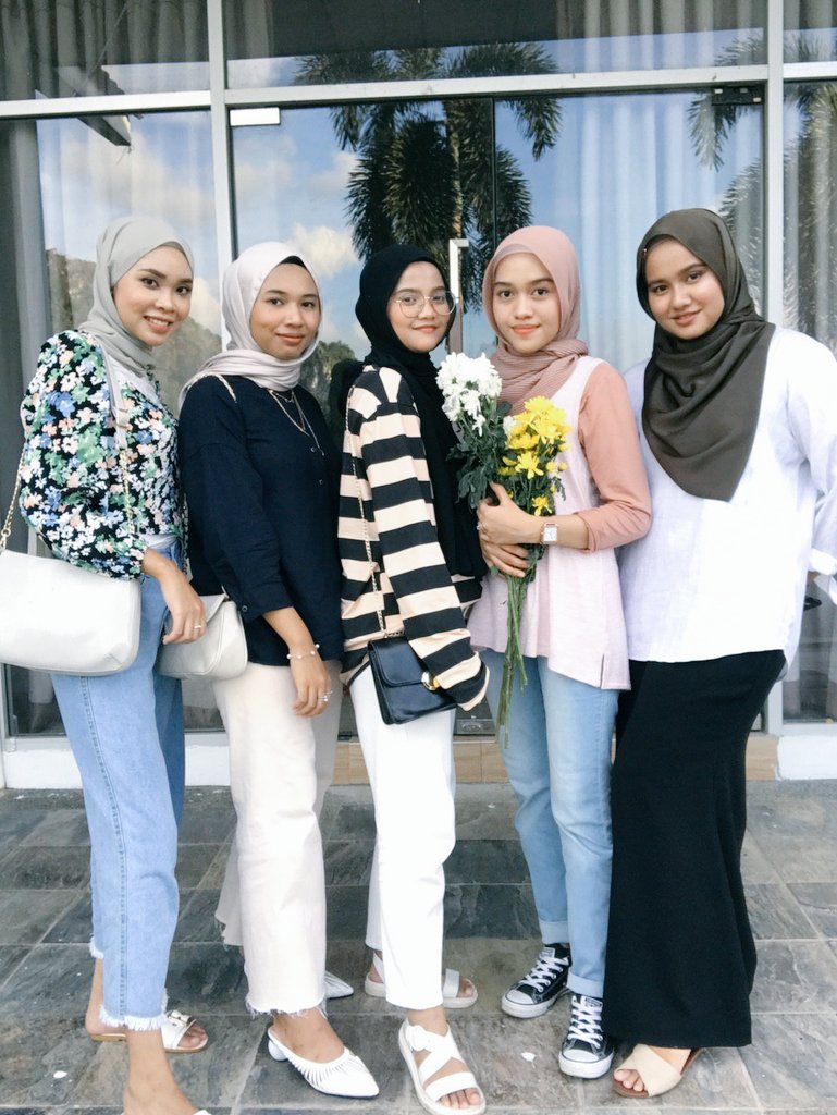 98_nbr's tweet photo. Simpan sini la kenangan tu https://t.co/q02BotiNcY