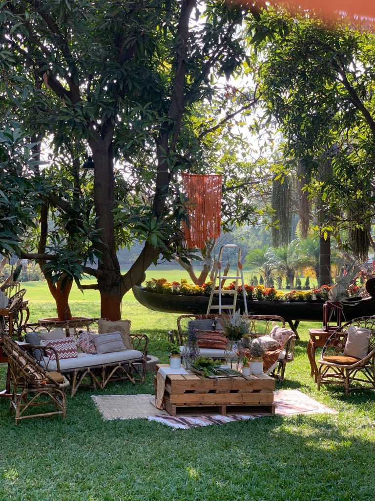 VrajWedding's tweet photo. Beautiful can sofas and can chairs available for rent contact:9909590310
#beautifulparty #decor #decortion #party #sitting #decorfurniture #cansofa #canchair #rentfurniture https://t.co/Z29tKnRBEf