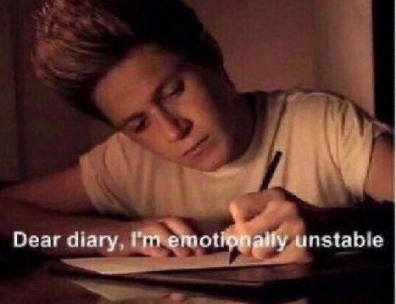 jaehyungfr's tweet image. yo queriendo entrar a la página de 1d // yo cuando logré entrar a la página #10YearsWithOneDirection #10YearsOfOneDirection