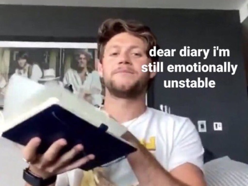 jaehyungfr's tweet image. yo queriendo entrar a la página de 1d // yo cuando logré entrar a la página #10YearsWithOneDirection #10YearsOfOneDirection