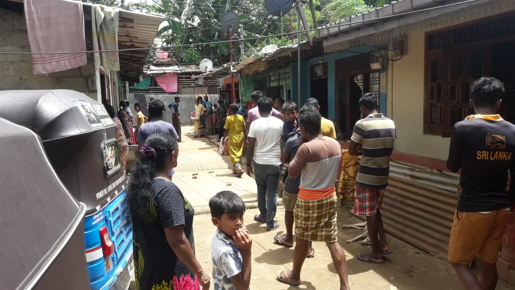 arun_prasa's tweet photo. Continuous assaults have been occurring, since the last 18th, by throwing #stones over #tamils, in the #Dhehiyovita - #Mahaoya area, who did not attend the #SLPP meeting.
@RajapaksaNamal @PresRajapaksa @GotabayaR https://t.co/44QsK9eed3