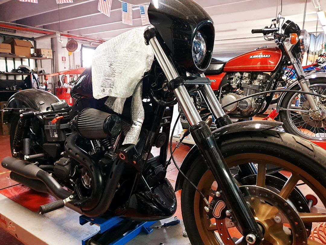OMT_Garage's tweet photo. Quella Kattiva.....🤣 #omtgarage #motorcycle #motorcyles https://t.co/o29bNUVZXC