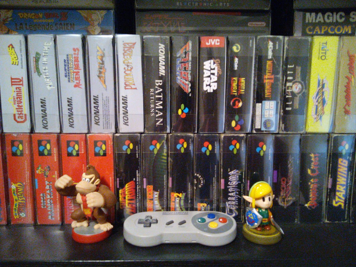 Super90sGames's tweet photo. Venga a enseñar cada uno sus rincones de la felicidad retro!! 🌅🤗 Hay ganas de ver vuestras colecciones compis! 🥳😍😍🕹️🌟😊 #retrogames #coleccionretro #snescollection #megadrivecollection #snes #megadrive #gameboy #nes #gamegear #mastersystem #neogeo #pcengine https://t.co/auPFRbNJzY