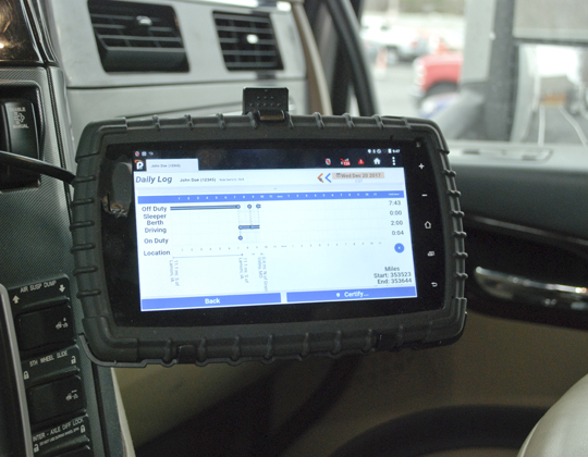 OOIDA's tweet photo. What does the @FBI say about #ELDs?
Find out with the latest #Podcast from @Land_Line_Now.
Recent warning from the FBI confirms some of the biggest concerns about ELDs.
Also, studies unfavorable to #SafetyTech, concerns over medical conditions.
https://t.co/ocJRqz00bE
#News https://t.co/LqIdc1r6R6