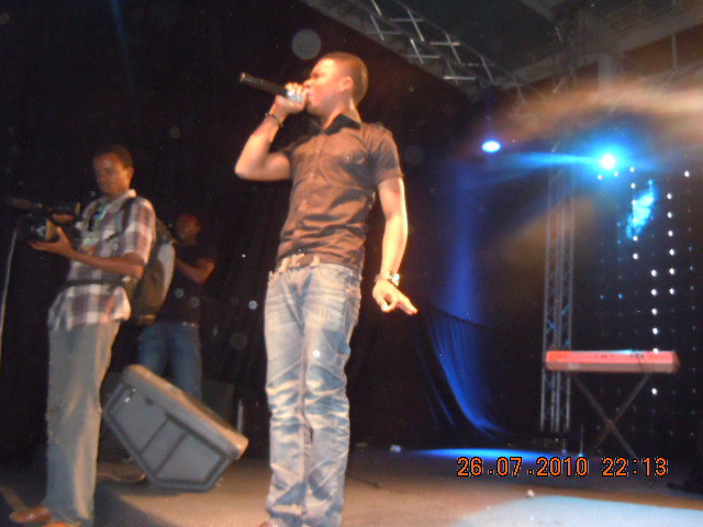 We had  @BankyW,  @wizkidayo,  @youngskales,  @Soundsultan, Rooftop MCs,  @NaetoC,  @iam_YQ,  @OfficialWaje, Sauce Kid and many more...