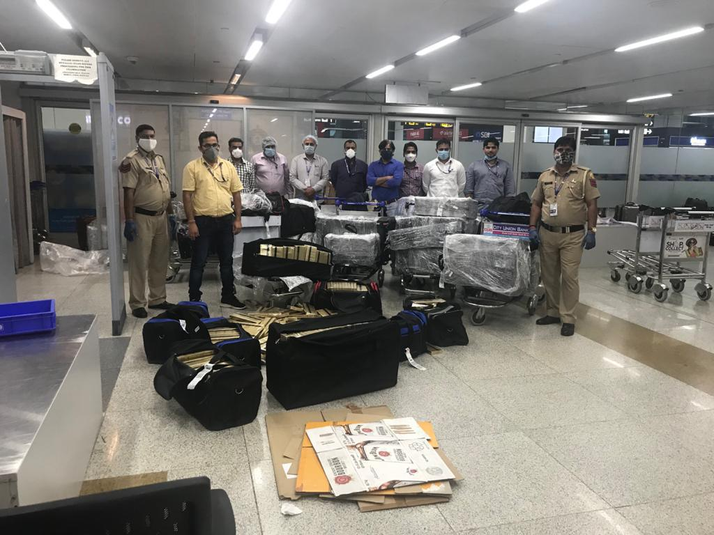 delhi airport cigarette Delhi Customs at Indira Gandhi International Airport seized cigarettes  worth 50 lakhs from 11 passengers arriving from Dubai on two flights. More  details awaited