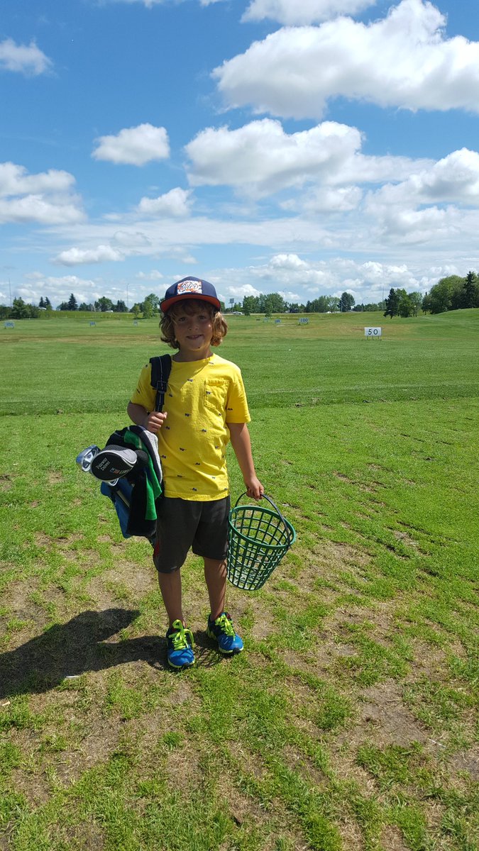 Kirving32's tweet photo. A great time at the range!!!#golfbuddy#grandkidsarethebest https://t.co/iS3PuyOVC3