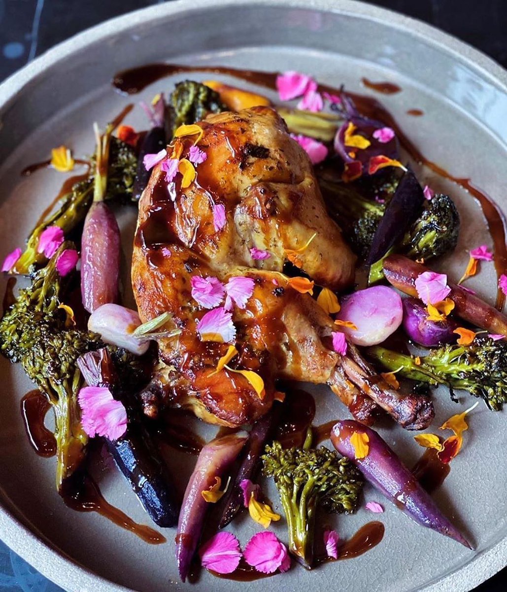 attheallen's tweet photo. Wonderfully expressive, tasty yet healthy, Thompson Hotel restaurants offer the best in fine dining, anywhere. We're ecstatic about the future restaurant inside the Thompson Houston Hotel at The Allen. 📷: @conversationseattle via @thompsonseattle #dcpartners #thompsonhotels https://t.co/NFyTirIQ9a