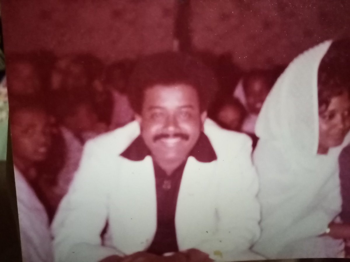 semonaah's tweet photo. reminiscing with my dad's old photos 
ربنا يرحمك يا حبيبي ويجمعنا في جناته ❤ https://t.co/shNSGOR2V4