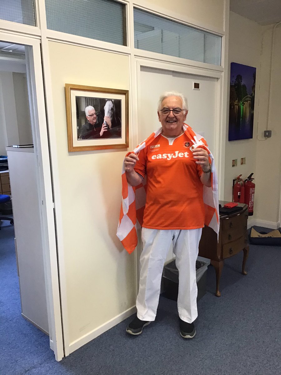 Nightmare over..... Luton staying up. Very happy Charles 

<a href="/LutonTown/">Luton Town FC</a> #Bedford #Luton