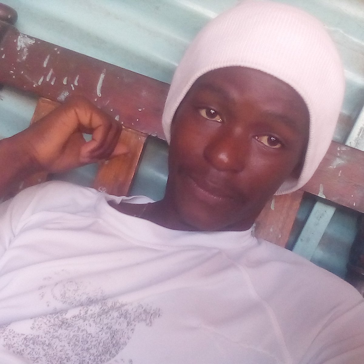 DJSlim254kE's tweet photo. Who Need To Earn 10k everyday via online JoB if you are interested with me contact me at djslim254k@gmail.com or on whatsapp at +254773823516 https://t.co/JU7p9yD5aY