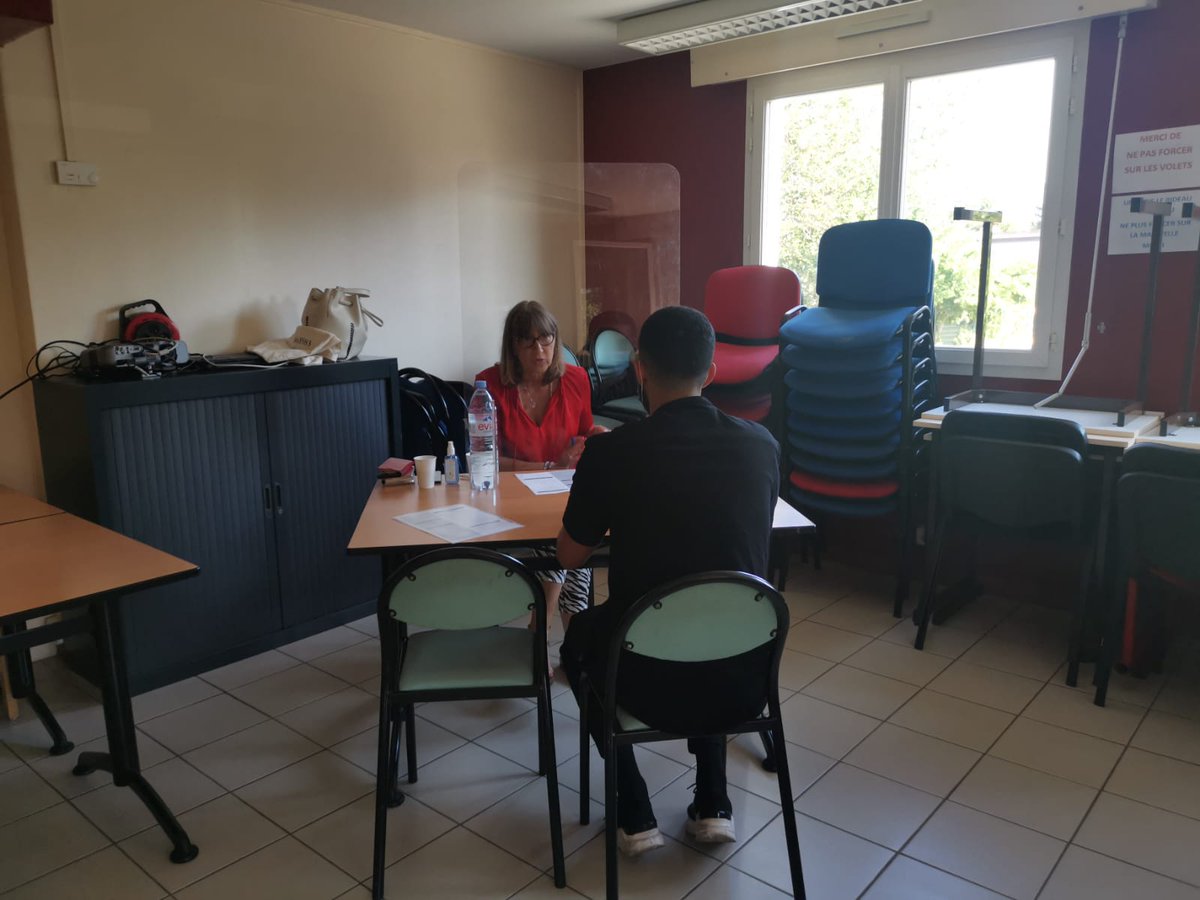 paqte83's tweet photo. 2 juillet 2020: @FaceVar a organisé un micro forum au sein du quartier Berthe à la Seyne sur Mer (41 personnes en recherche d'emploi présentes).

Merci  @Prefet83, @laseynesurmer  à @ManpowerGroupFR, @TeamInterim, @MerciPlus et à l'ensemble des associations partenaires #paqte83 https://t.co/NVpz9kaDvK