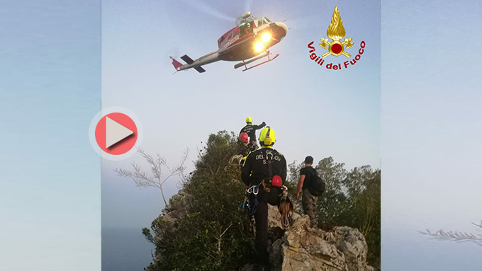 TG24info's tweet image. San Felice Circeo - #Escursionista cade nel dirupo, salvato dai Vigili del Fuoco (video) - TG24.info #TG24 - tg24.info/san-felice-cir… - #Cronaca #Sanfelicecirceo