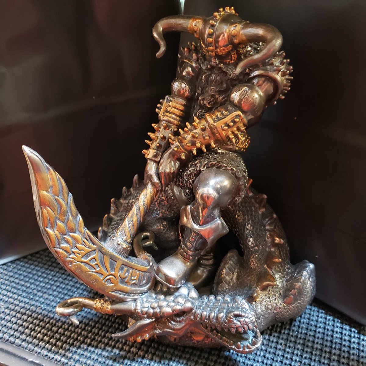 AzoniaShop's tweet image. Check out this beautiful statue of Thor, son of Odin. 💪🙂🔨

#azonia #azoniashop #statue #Thor #SonofOdin #shoplocal #crystals