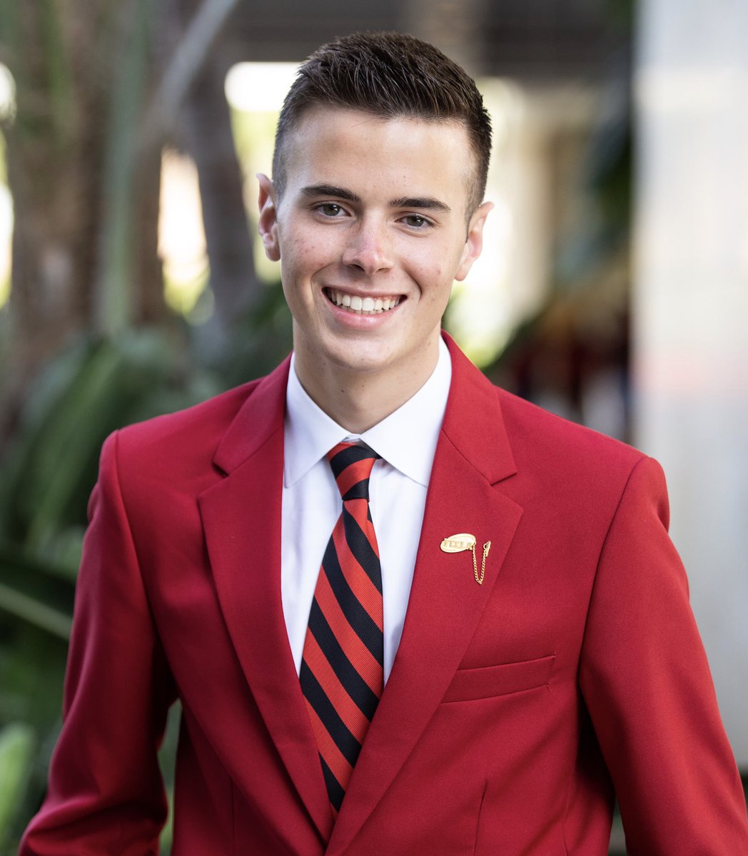FCCLAFinance's tweet photo. Hey FCCLA! My name is Kaden Fox and I am serving as your 2020-2021 National Vice President of Finance! I am STOKED for this opportunity to serve this incredible organization over the next year! I can’t wait to see all of the amazing things YOU all do with FCCLA!❤️🌹 https://t.co/D19cmhVK5Z