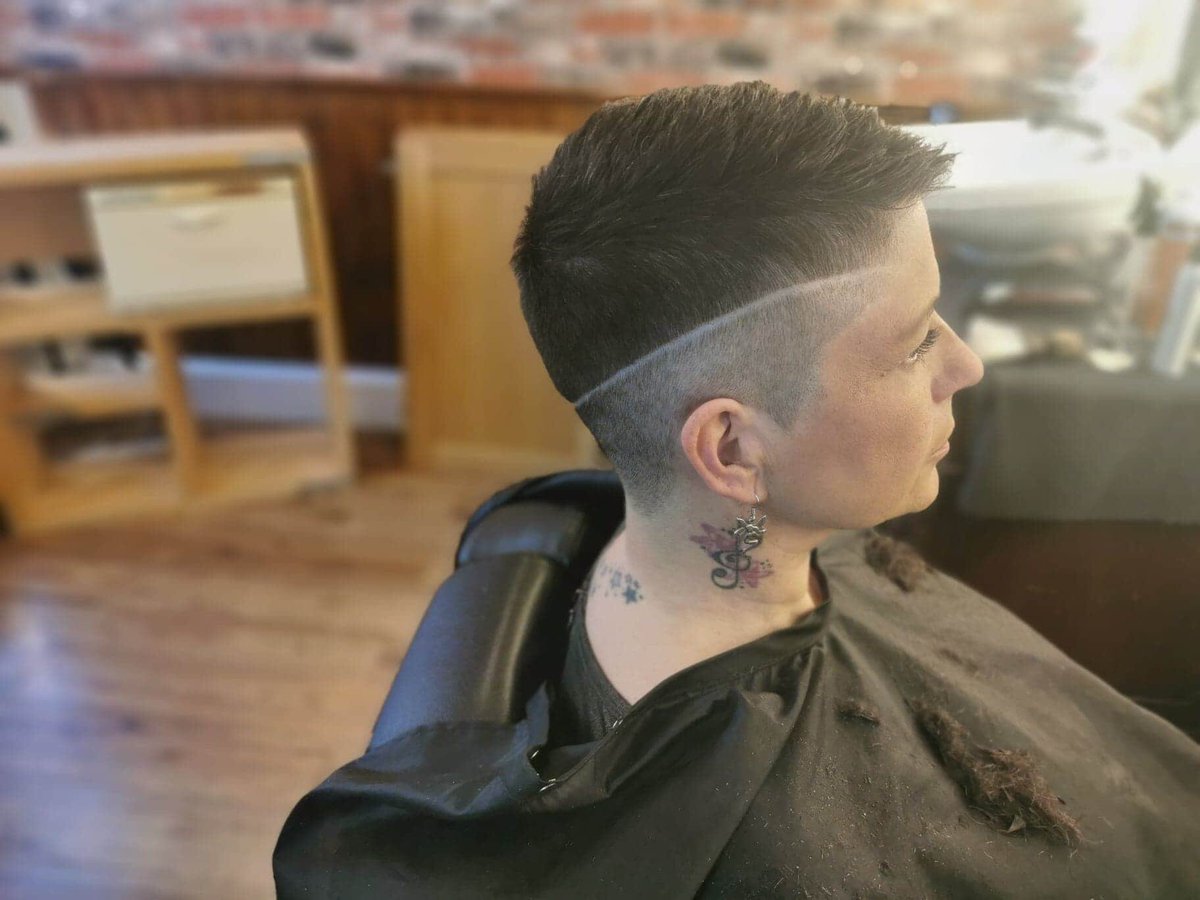 The_InnBarber's tweet photo. #northampton #northamptonsalon #barber #northamptonbarber #cropped #shorthair https://t.co/dgoYkkJlTw