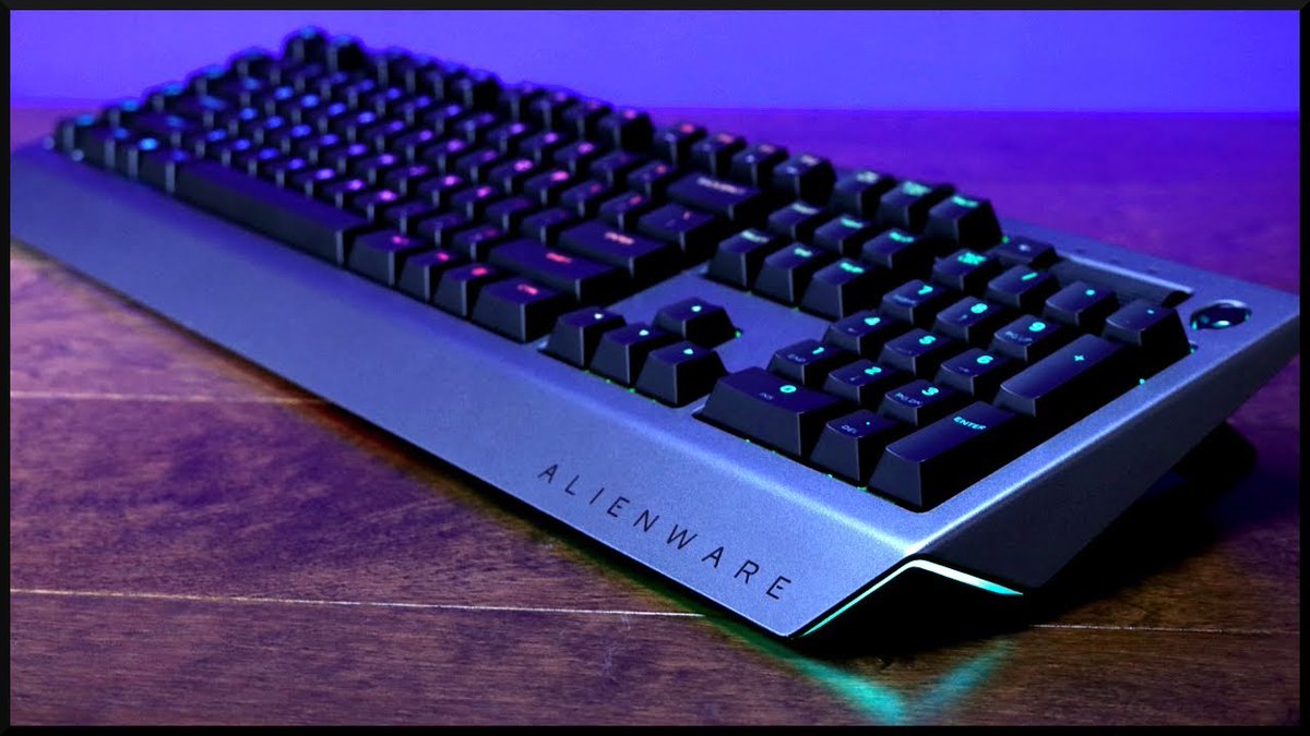 AlphaCastFR's tweet photo. Il y a des promos en ce moment du côté de chez @AlienwareFR jusqu'au 29 juillet avec le code promo ALIEN15 ! https://t.co/03aIWuYE2s 
En plus ils sont sympa, on vous fait gagner un clavier AW 768 à une personne qui aura like ou RT ce post au hasard !) #AWSummerSale #ad https://t.co/aq71JAiVRq