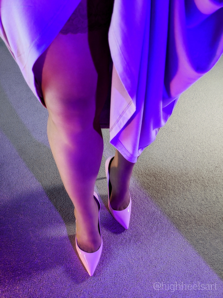 HighHeelsArt's tweet photo. More Pink Dreams
#pink #pinkdreams #pinkdress #pinkpumps #highheels #highheelpumps #stilettos #stilettoheels #stilettop #tacchi #talons #tacons #sexyheels https://t.co/Vc5TCfFriL
