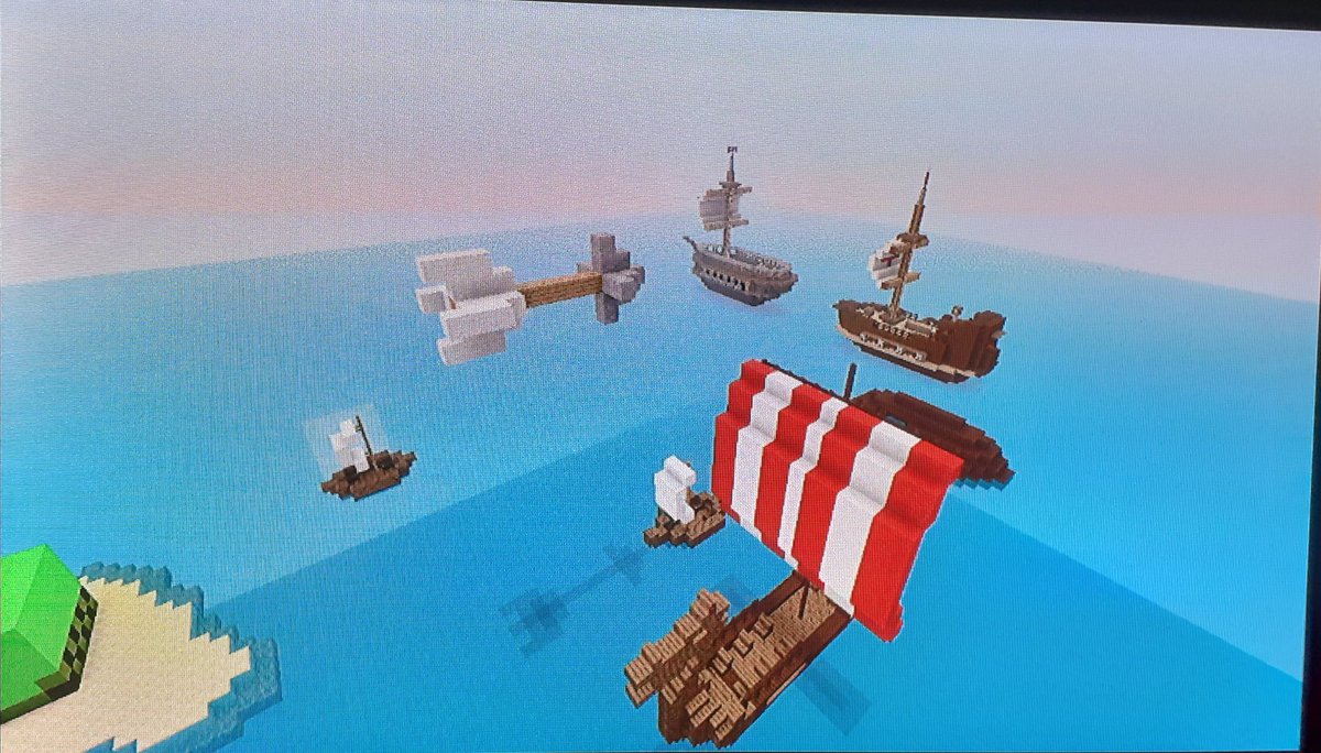 BobGnomos's tweet photo. @netolab_ Ataque de barcos a ilha dos nove @felipeneto @netolab_ https://t.co/Pe8R8Zew21