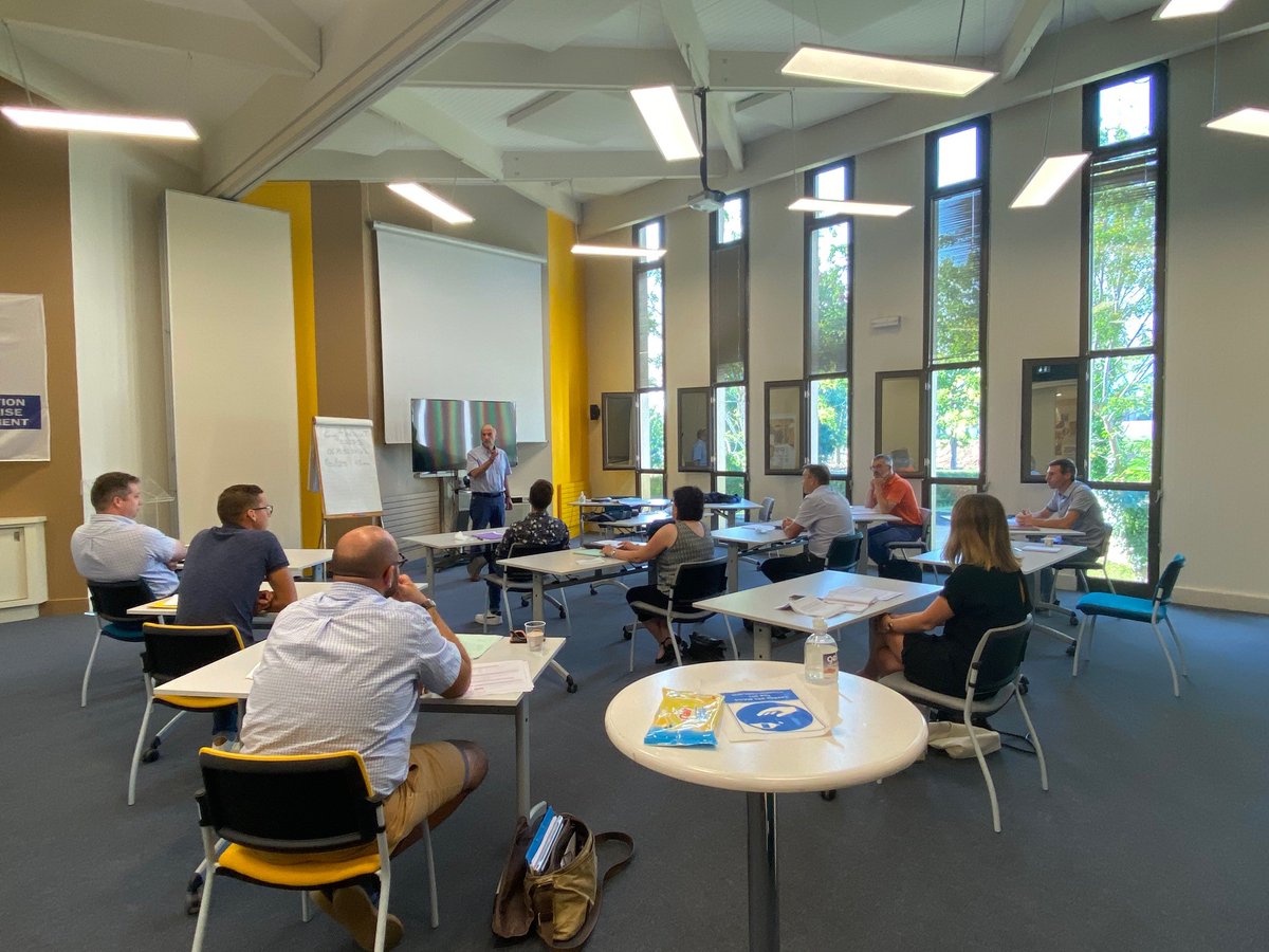 ESJDBatiment's tweet photo. ‼️Formation EB‼️ STEP2 : réunion Commission Validation Projets : examen candidatures pour EB215-NAQ26  en novembre prochain à Niort ! Vous pouvez encore vous inscrire ✍️ : prochaine commission Octobre🏃‍♀️🏃‍♂️
#eb #esjdb @FFBNleAQUITAINE #ffb87 #FFB86 #FFB79 #FFB16 https://t.co/LjSL5l1fBI