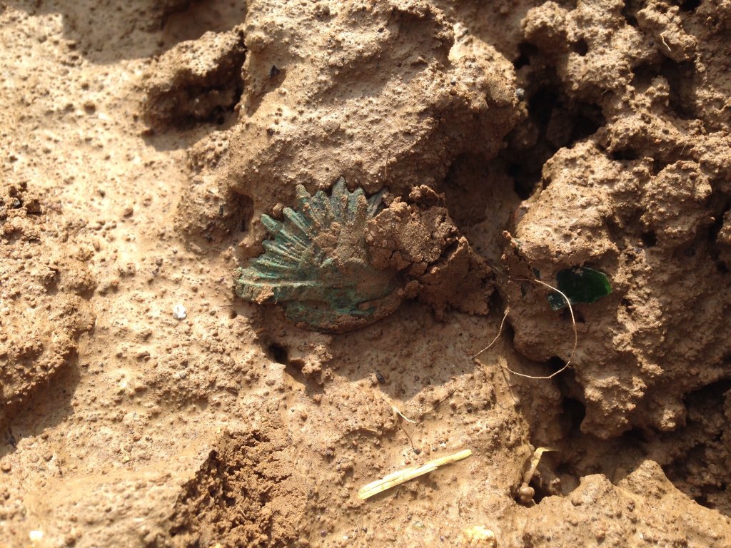 The fighting at Pozieres and in the surrounding fields was Australia’s bloodiest sacrifice of the Great War. The evidence remains. In 2017 I spent the best part of a week walking the fields. “Toms Cut”, “Park Lane”, “K Trench” and “Centre Way”. The old trenches long gone.........