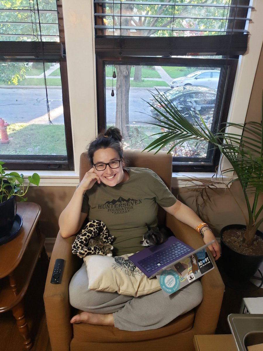 rescueber's tweet photo. Grant writing w/ my two helpers Harold and foster from @catnapfromtheheart . Remaining van cost are $25,000. Grants are limited due requirements of being a rescue. Share our posts, page, + missions! #fundraising #rescue #transport #drivingyourfuturebestfriend #gottagetcreative https://t.co/Qy7F4E3Ylz