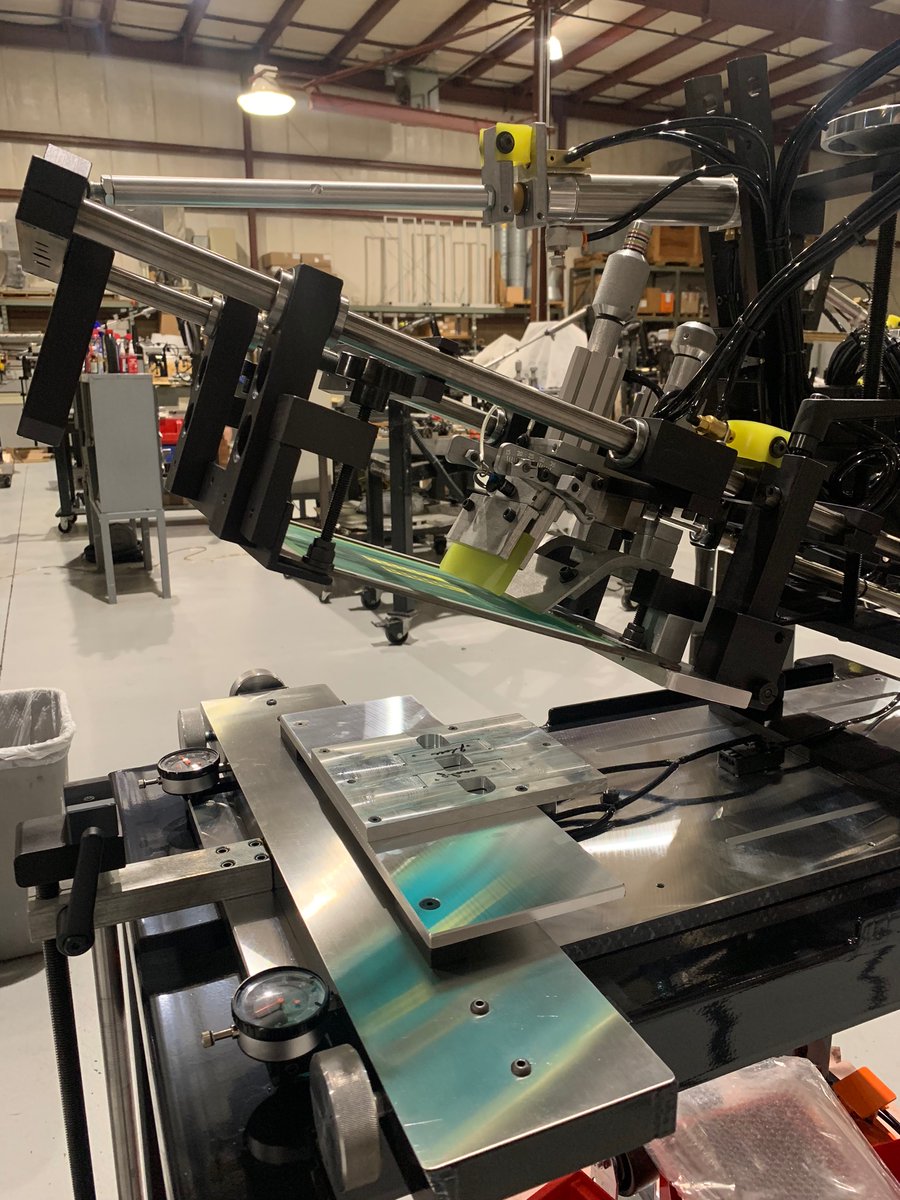 systauto's tweet photo. Our 810-12 Semi-Automatic Screen Printer is the heart of all Systematic Automation screen printers!  #screenprinting #screenprint #screenprinters #screenprintingshop #screenprintinglife #silkscreenprinting #silkscreen #silkscreening #promotion #promotionalproducts #brewery #kegs https://t.co/2oHb6X0YU8