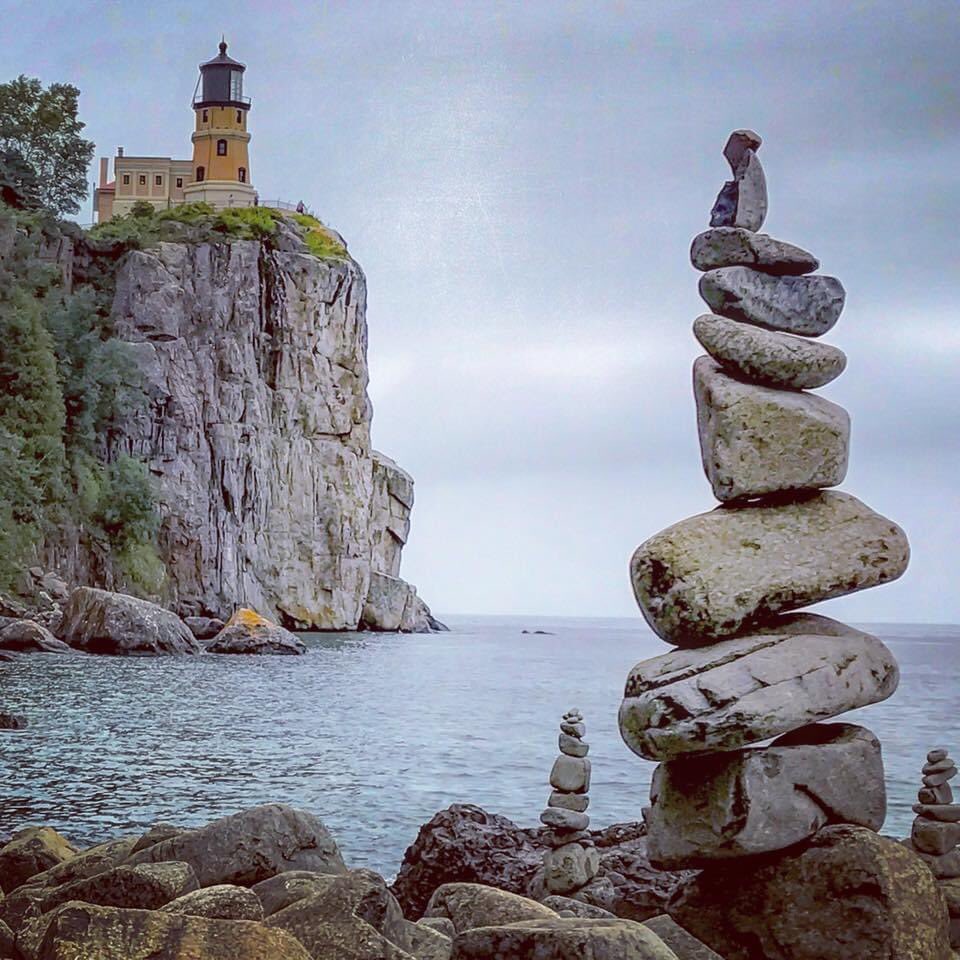 KellyKix's tweet photo. LIFE. It's all about finding balance, right?! This place brings back amazing memories of some of the most incredible souls that have walked beside me and brings me so much peace. #FindingMyWayBack #MyCenter #SplitRockLighthouse #CloudyDays #SoloAdventures #StairsForDays #TBT https://t.co/I427lwAQG0