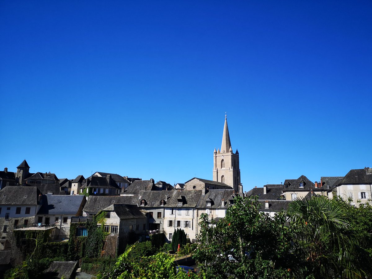 so_tourisme's tweet photo. #Donzenac 😍 en #Corrèze cc @CorrezeTourisme @Departement19
Très belle fin de journée à toutes et à tous ☀️
#CetÉtéEnCorrèze
#SoTourisme #MagnifiqueFrance
#CetÉtéJeVisiteLaFrance 🇫🇷 https://t.co/hcK0r9wmxv