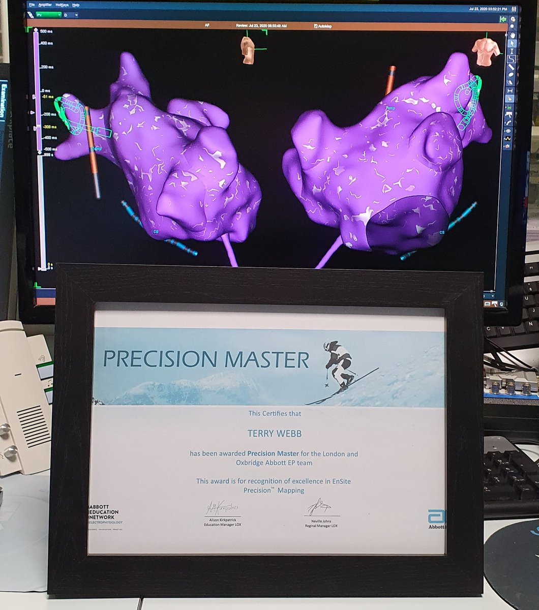 TerryCZWebb's tweet photo. Proud and honoured to become Precision Master for the London and Oxbridge Abbott EP team. Accepting my certificate from Professor Timothy Betts. Always nice to get recognition for my work after 31 years of service 🤓😀 @AbbottCardio @OUHospitals @CPhysiologyOUH https://t.co/yLXFFNxp8r