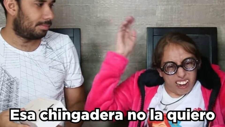 someonelikeanm's tweet photo. La cuenta de 1D: bueno hay que ilusionarlas y lanzarles un video chafa con contenido antiguo para hacerlas llorar
Yo:
#10YearsOf1D #WeWantInfinityMusicVideo https://t.co/7oMJiD3tez