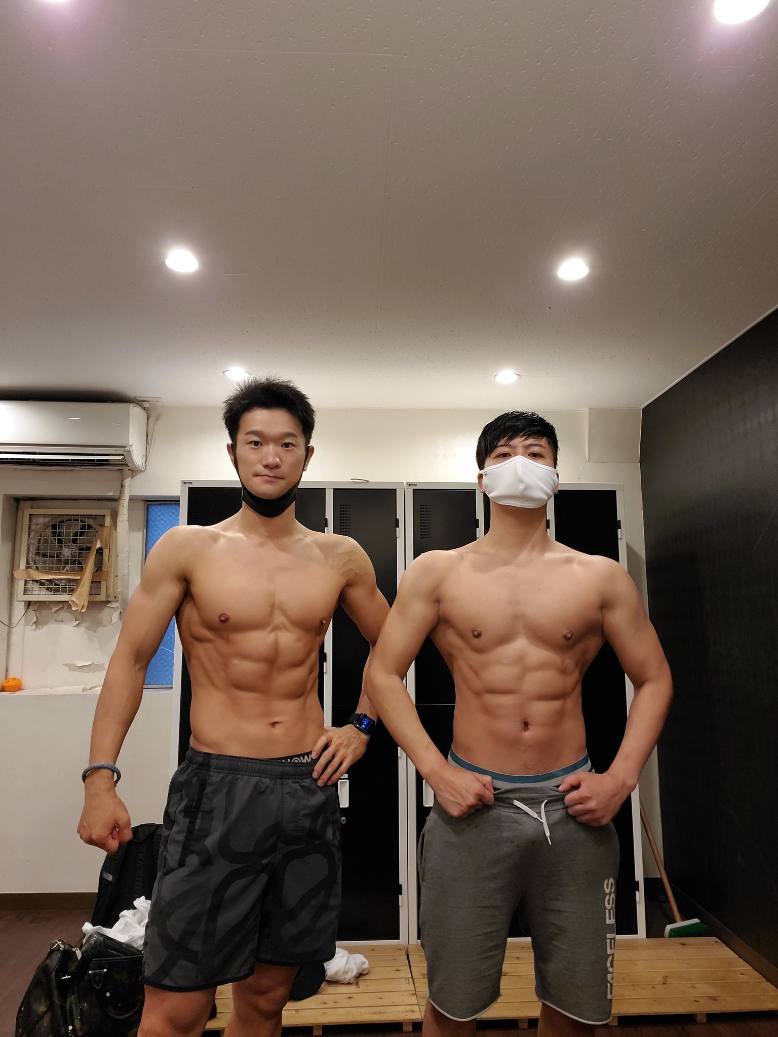 ロペス 社交ダンス系ボディビルダー 今日は遊び倒したって感じで最高でした よみうりランドでほぼ貸し切りで遊んでからのトレーニング 結果 ゲイカップルみたいになってますが違います笑 T Co Ff9485onai Twitter